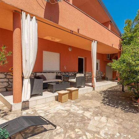 Cozy Home In Vrsi With Wifi Exterior photo