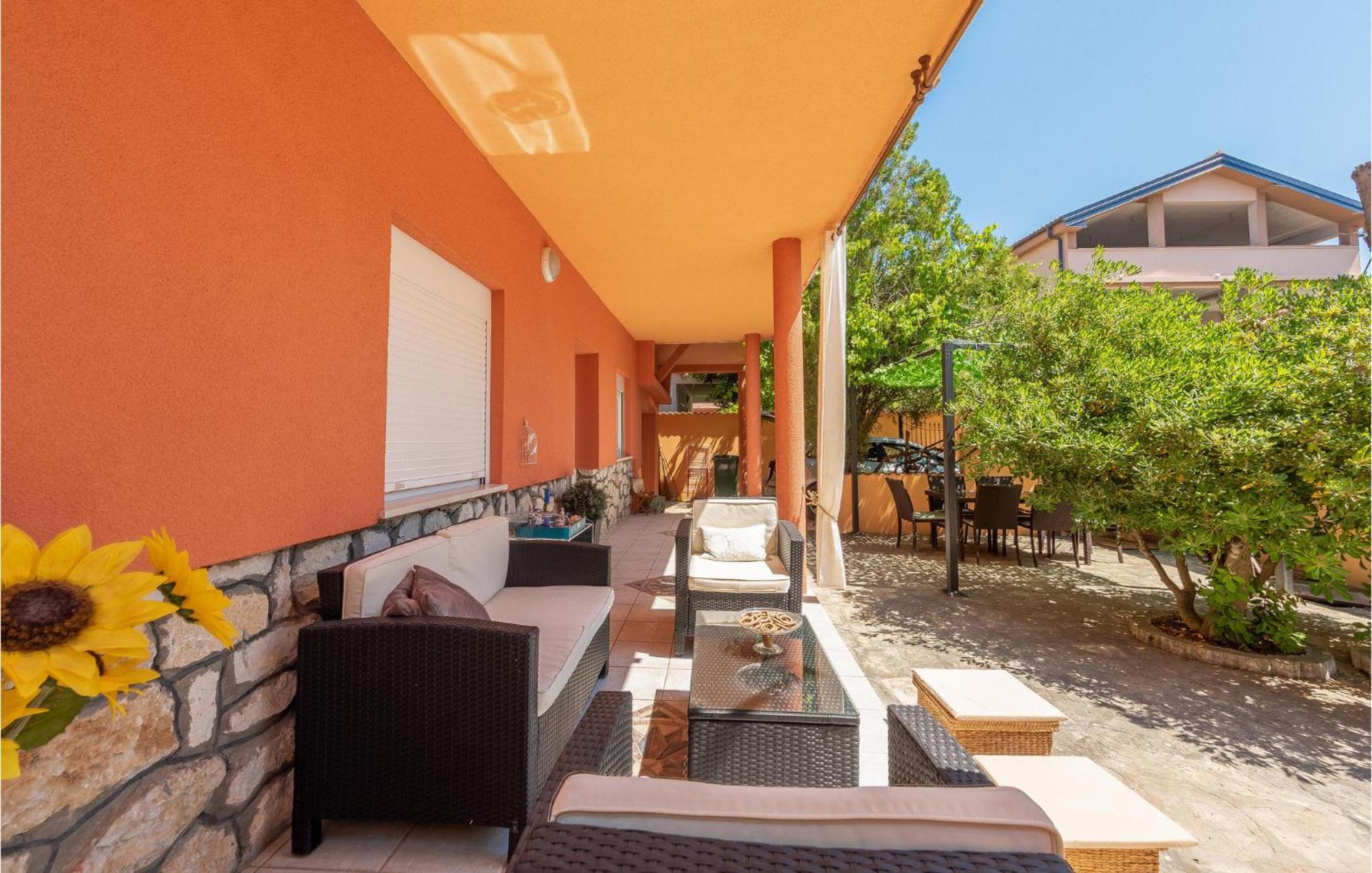Cozy Home In Vrsi With Wifi Exterior photo